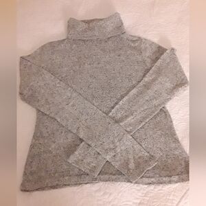 ZARA COZY GRAY TURTKENECK SWEATER